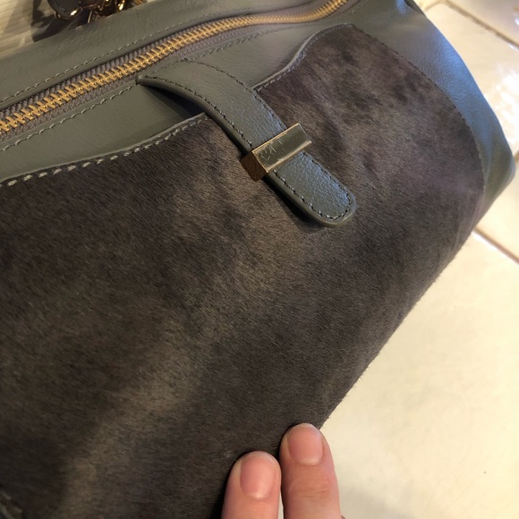 Badgley Mischka grey rectangular leather satchel with calfskin pocket - Picture 9 of 16